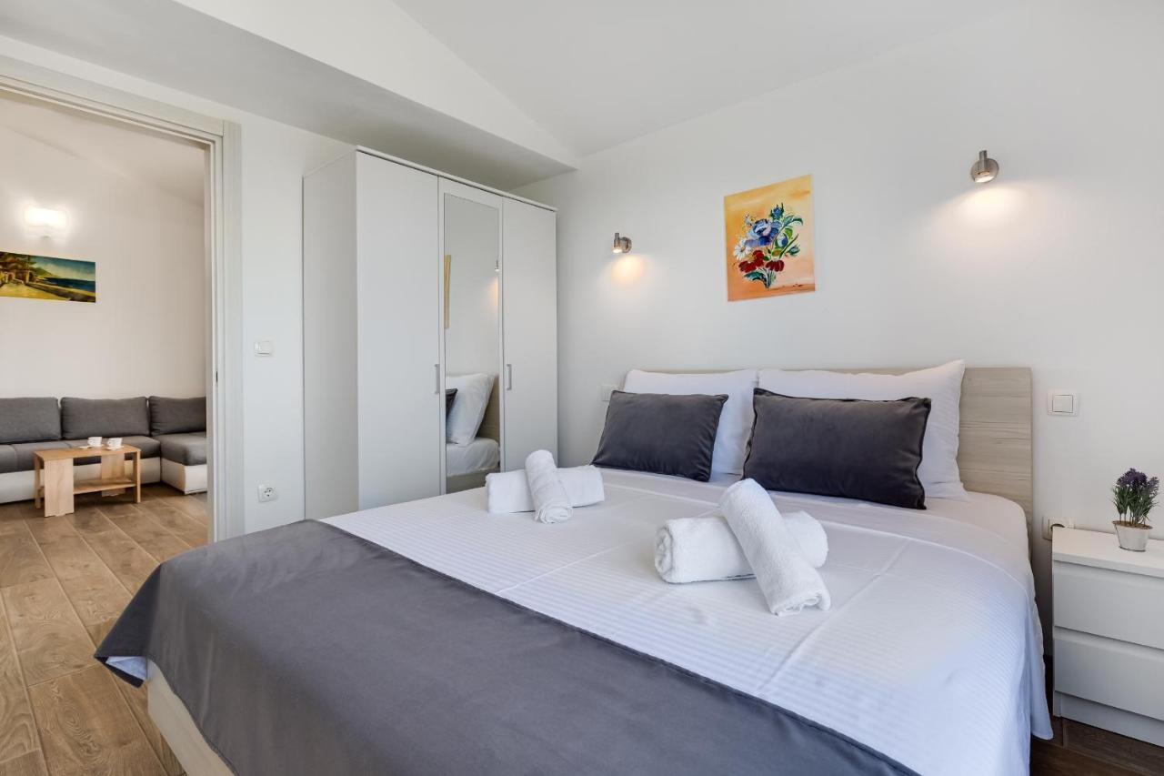 Apartman David S Bazenom Podusje Extérieur photo