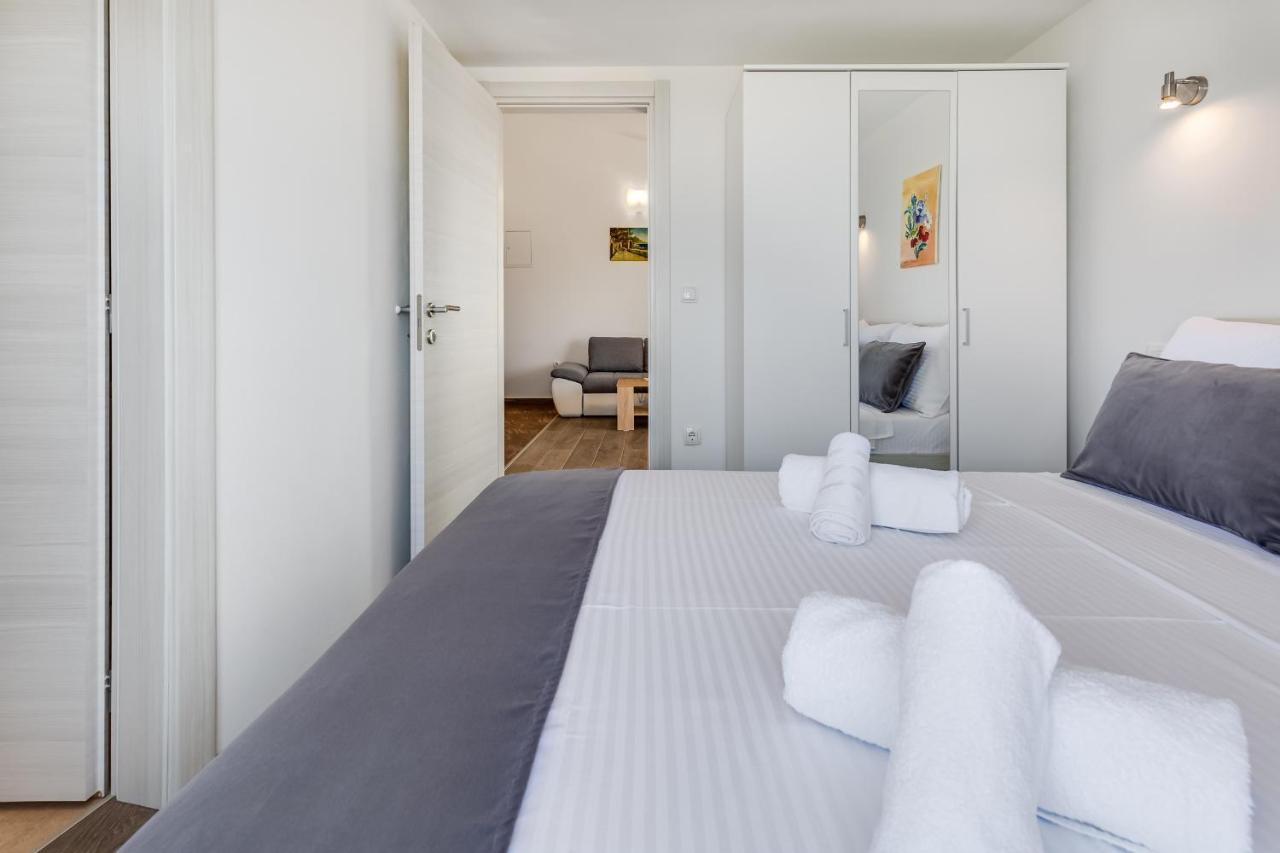 Apartman David S Bazenom Podusje Extérieur photo