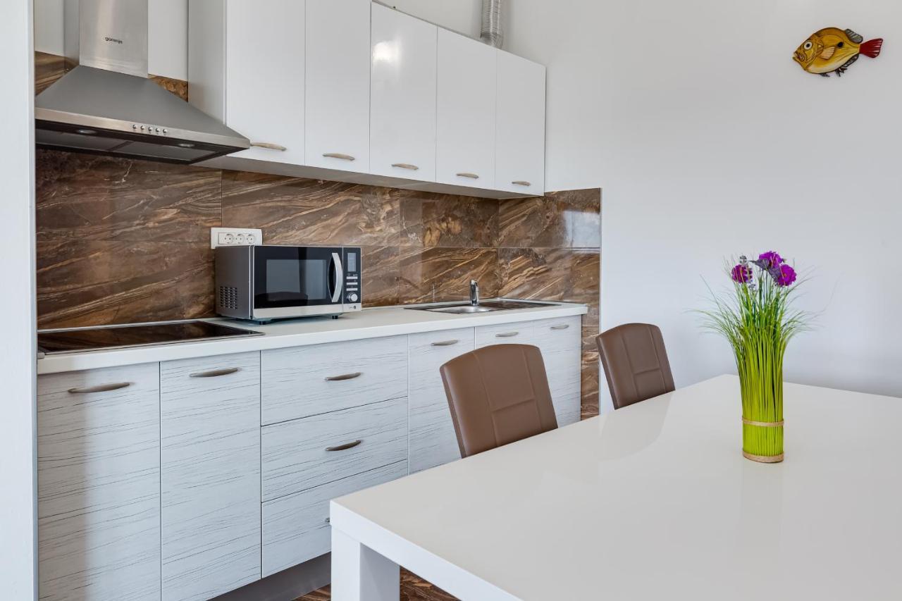 Apartman David S Bazenom Podusje Extérieur photo