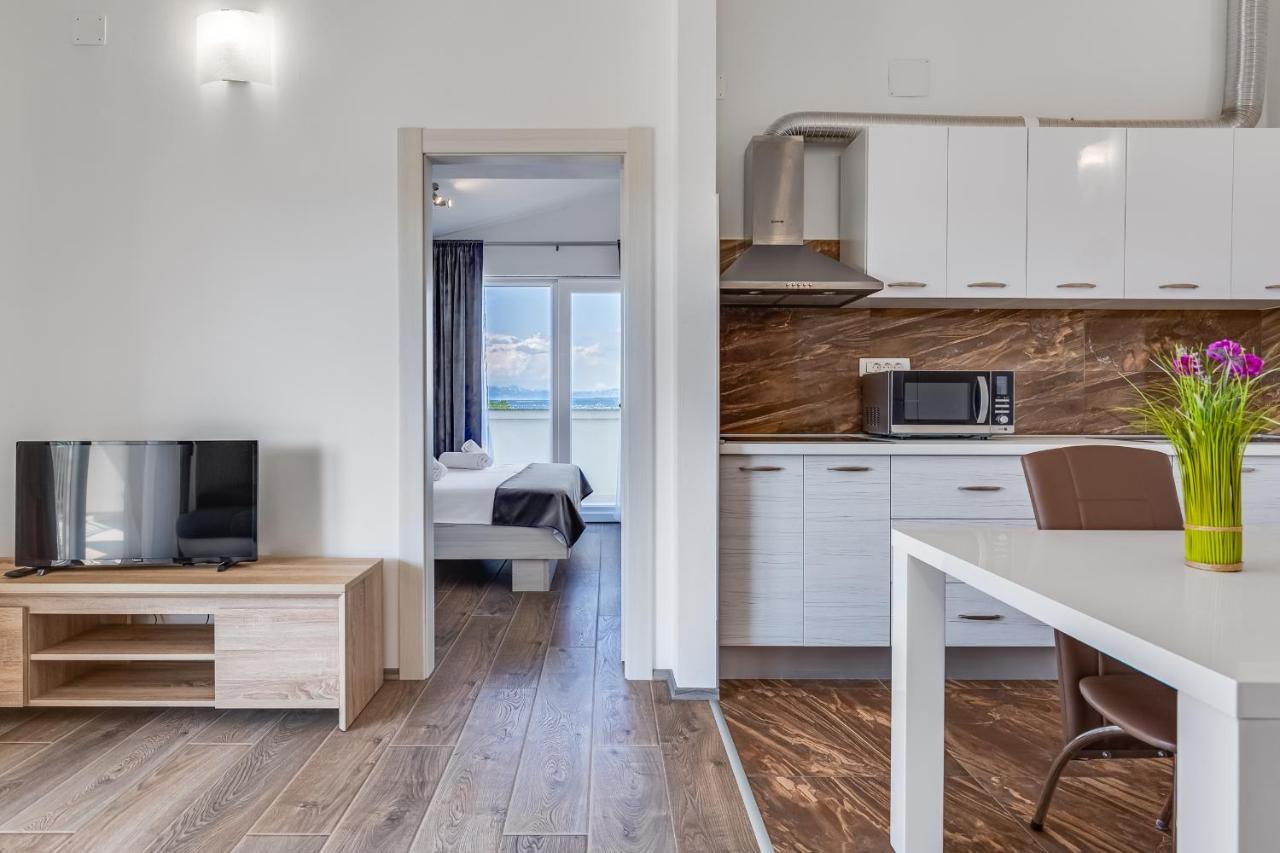 Apartman David S Bazenom Podusje Extérieur photo